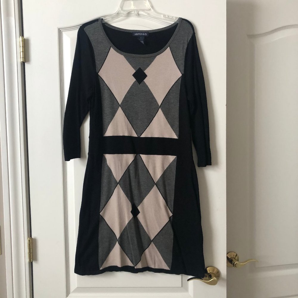 Black Geometric patterned dress